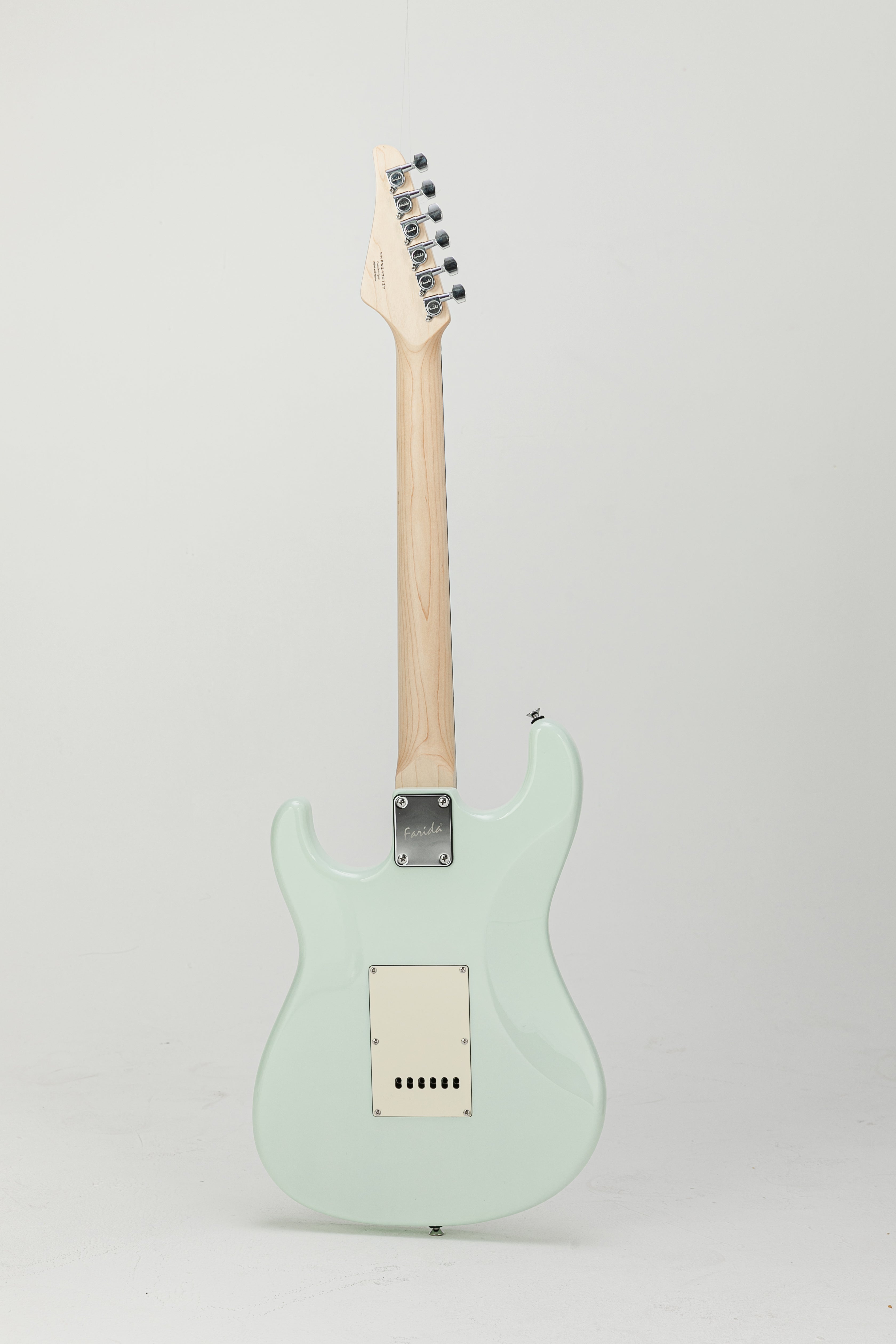 Farida F-2020 Electric Guitar – Premium Entry-Level Strat for Versatile Performance
