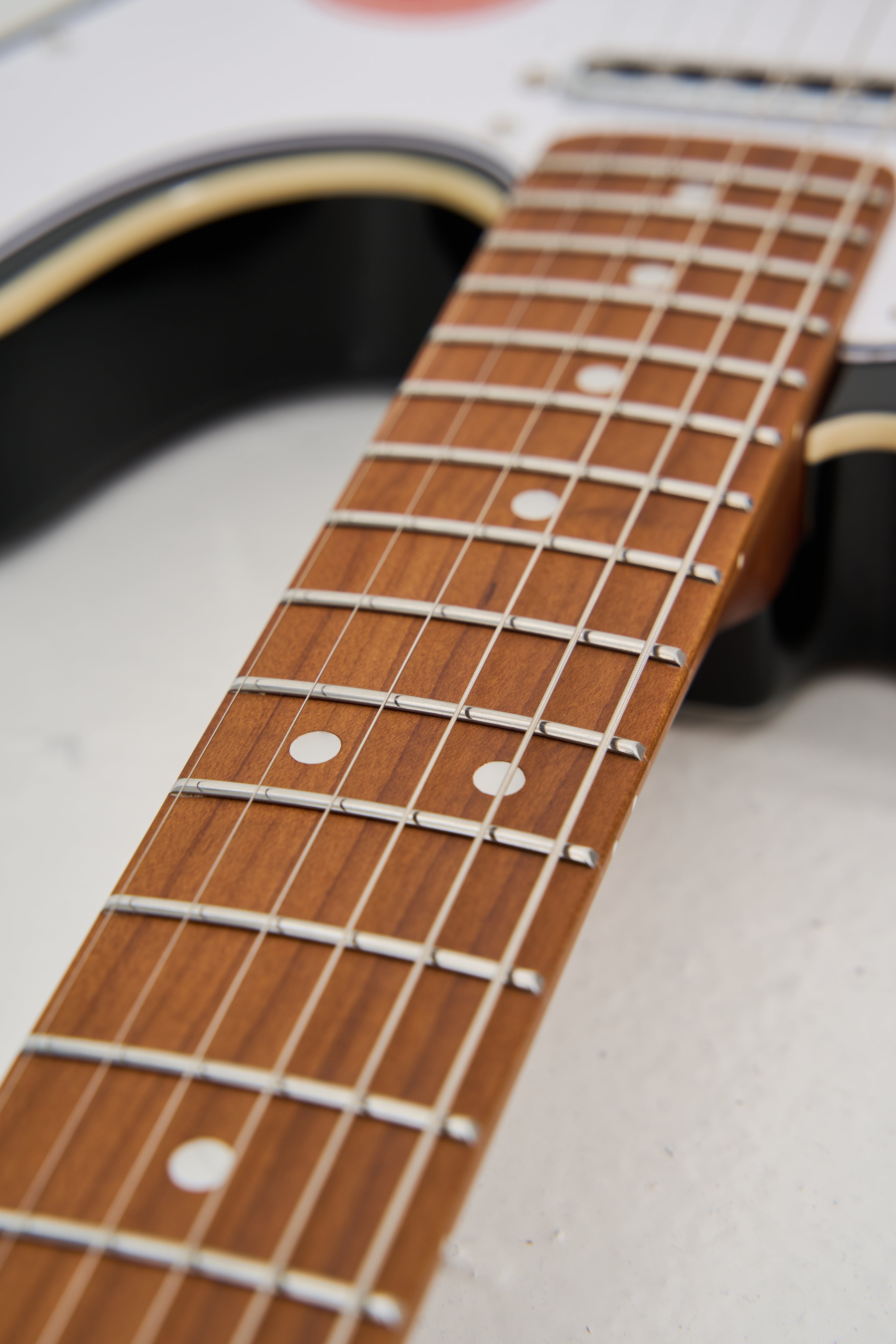 Farida F-5120 TELE Electric Guitar with 648mm Scale Length, 22 Frets, Carbonized Maple Neck & Body, Sound-TD4 Pickup, Classic C-Shape