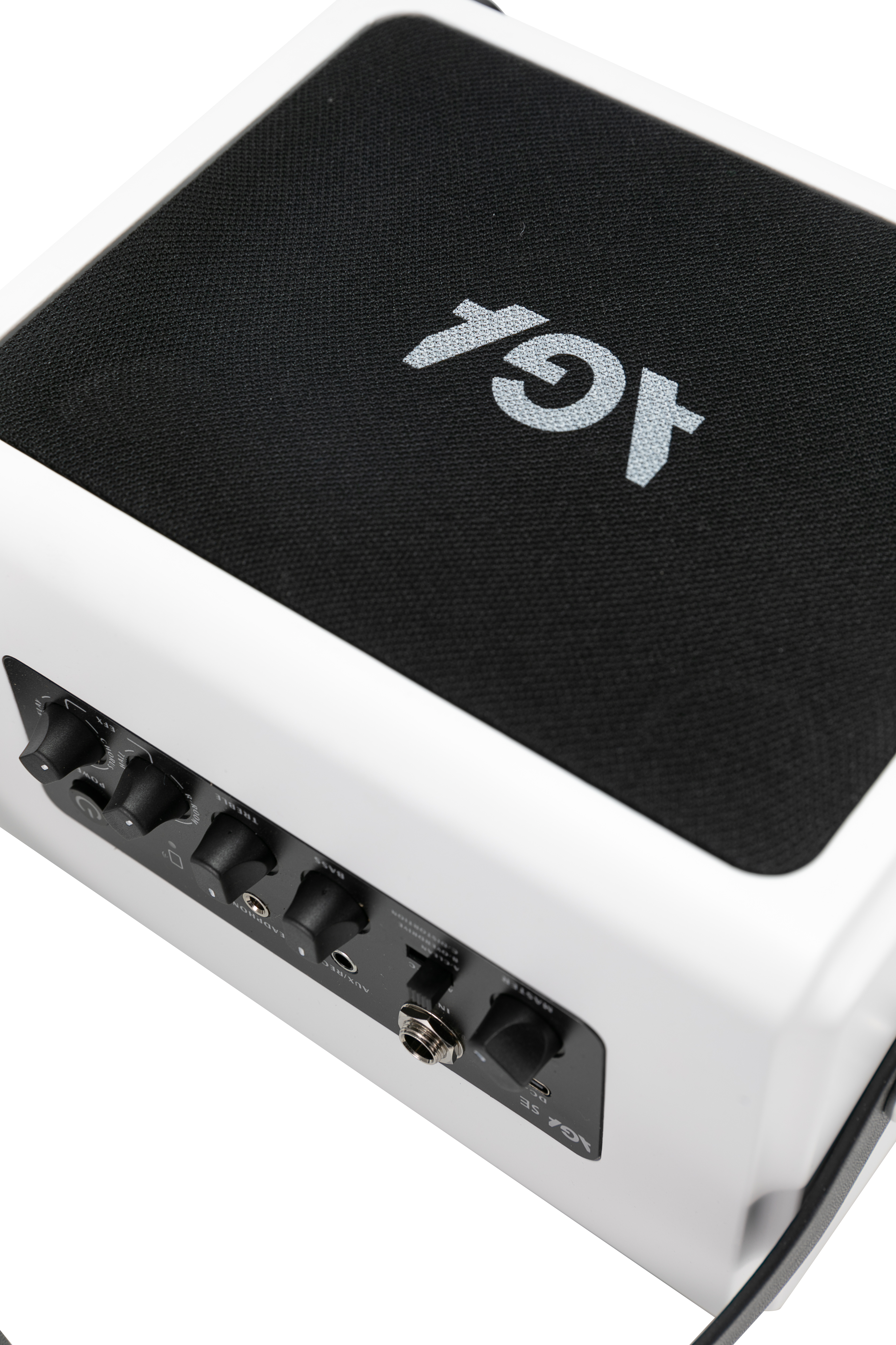 AGA SE Portable Bluetooth Amp – 6W Rechargeable Mini Speaker with Delay/Reverb Effects, Guitar & AUX Input, Built-in Recording, Type-C Charging, Compatible with PC/Phone/Tablet